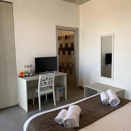 Panorama * 恩佩多克莱港