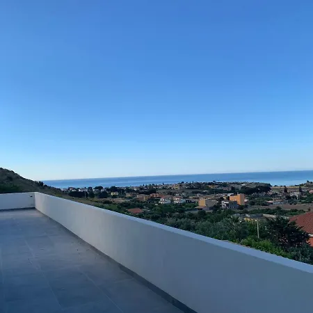 Panorama *